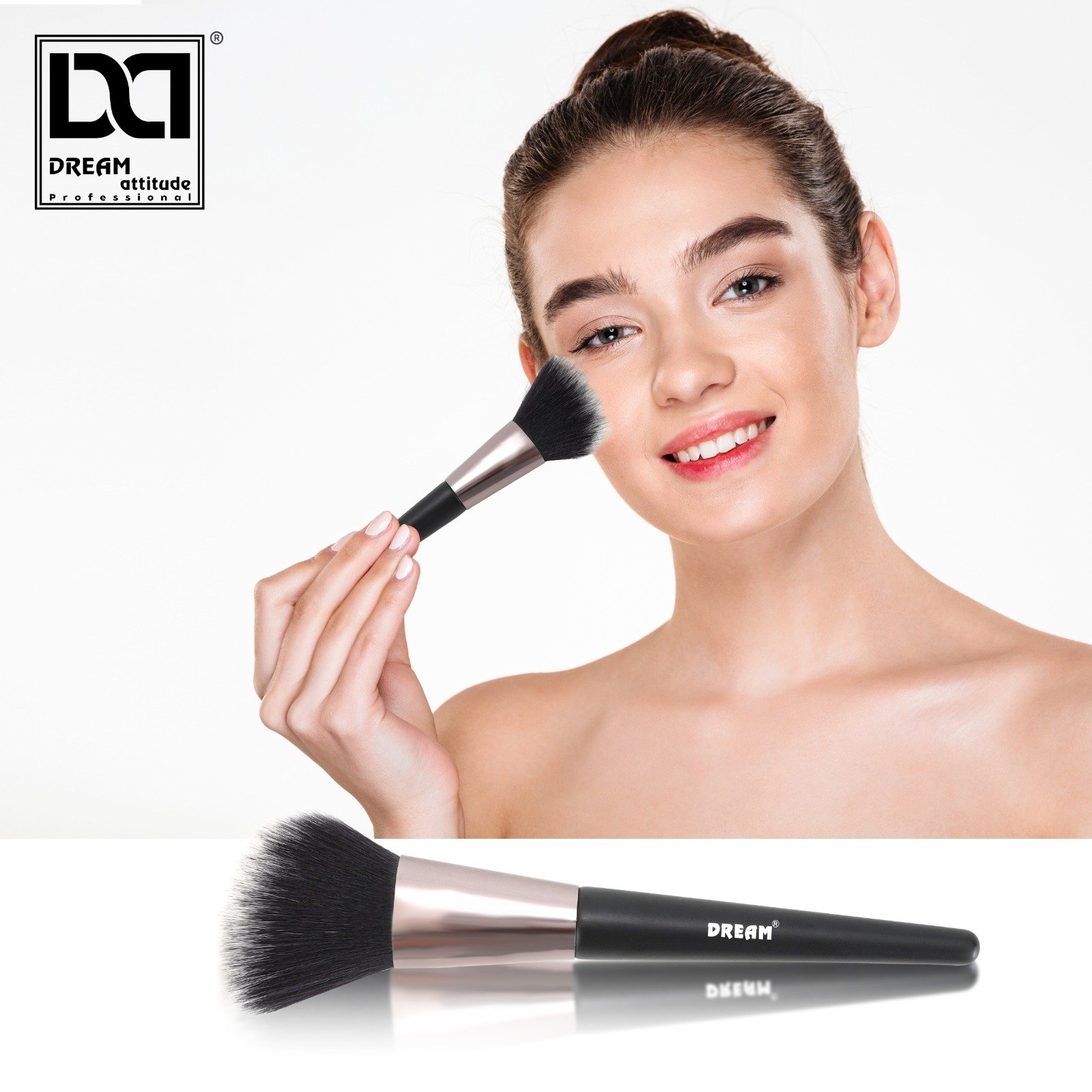 BLUSH BRUSH - Image 3 - NR Beauty World